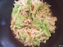Stir-fried Cabbage With Prawns