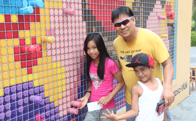 Singapore's Largest Mural of Scrolls at Sentosa