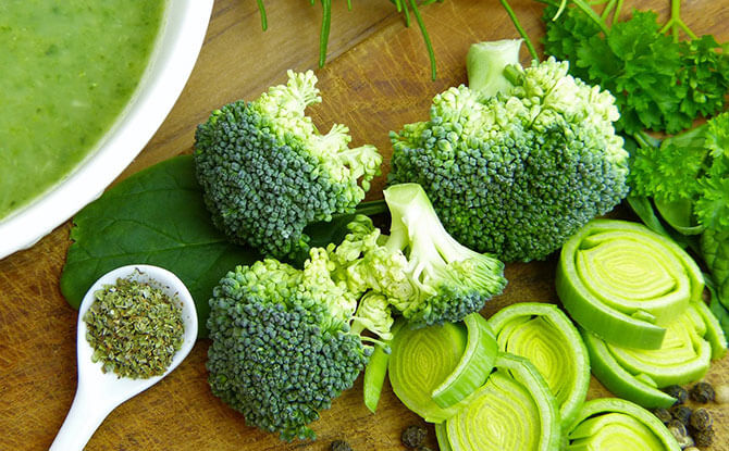 8 Science-Backed Ways To Boost Your Child’s Immunity 00-soup-2897649_1920