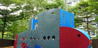 Waterway Cascadia Playground: Submarine & Story Book At Play