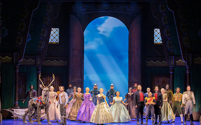 01 Company of Frozen Australian Production Photo by Lisa Tomasetti