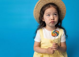 Bite-Sized Parenting: 4 Ways To Teach Children To Live With Less Bite-Sized Parenting: 4 Ways To Teach Children To Live With Less