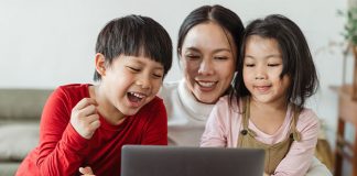 Bite-sized Parenting: 5 Ways to Ensure Healthy Device Usage in Children