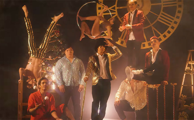 01-circus-christmas Circus of Altrades: See Homegrown Acrobatic Circus's Debut Digital Show