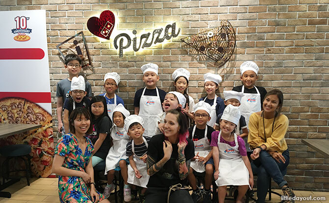 Experiencing A Day In The Life Of A Domino’s Pizza Maker 01-dominos-pizza-workshop