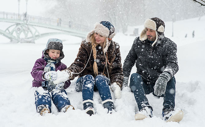 A Guide On Dressing For Winter: What To Wear For The Cold Weather A Guide On Dressing For Winter: What To Wear For The Cold Weather