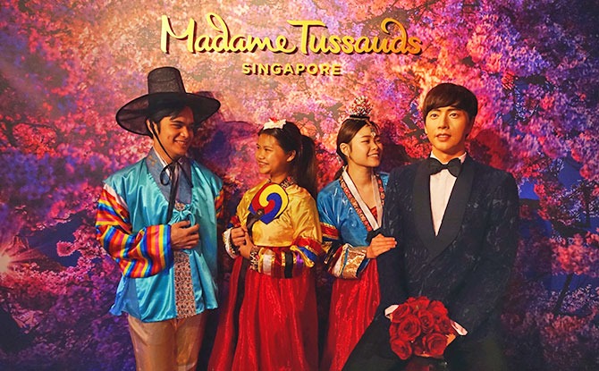 Madame Tussauds Singapore Adds Park Hae-jin Figure And Hanbok Experience