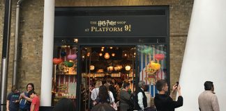 01-harry-potter-shop-kings-cross