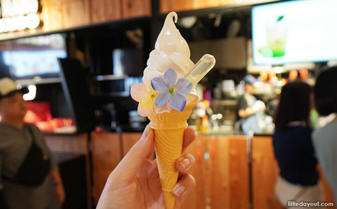 Icenoie Hokkaido Honey Soft Serve: Sweet Treat At Don Don Donki 01-honey-soft-serve