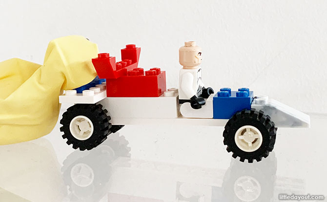 Balloon-Powered LEGO Go Kart