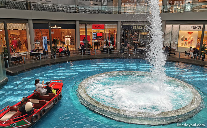 Eye of the Waterfall Tour at Marina Bay Sands