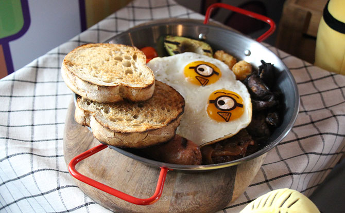 Minion Big Pan Breakfast