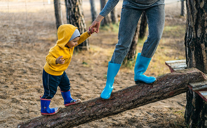 Authoritative Parenting Versus Permissive Parenting Authoritative Parenting Versus Permissive Parenting