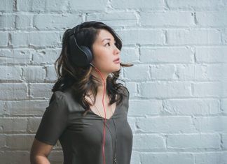 Bite-Sized Parenting: 7 Parenting Podcasts To Tune In To Bite-Sized Parenting: 7 Podcasts On Parenting To Tune In To