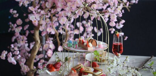 2am Strawberry Sakura High Tea