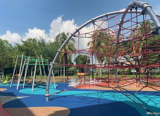 Tampines Round Market Playground: Netted Dome & Hammock Swings Tampines Round Market Playground: Netted Dome & Hammock Swings