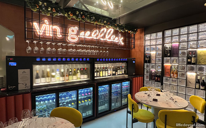 Vin Geek: Wine Vending Machines, Delicious Food And More