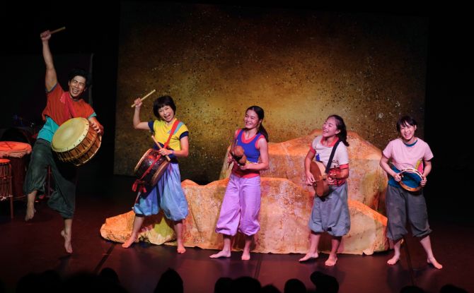 Huayi – Chinese Festival of Arts 2026: Family Fun Where Legends Come Alive Through The Arts 1 Family-friendly Highlights of Huayi – Chinese Festival of Arts 2026 at Esplanade – Theatres on the Bay A Little Goes A Long Way