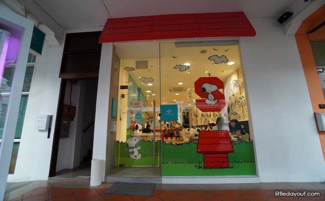 Snoopy Cafe Storefront