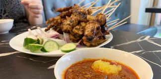 Ah Pui Tiong Bahru Satay: Juicy Hainanese Satay In Chinatown