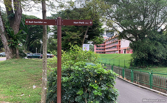 Alexandra Queensway Park Connector from Commonwealth Avenue to Queensway and HortPark