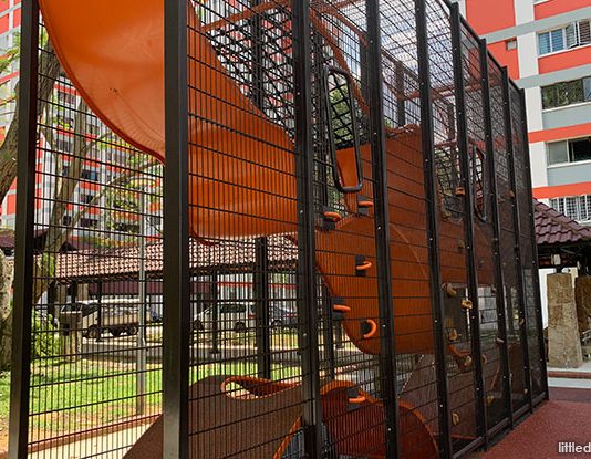Blk 158, Bishan St 13 Playground: Wallhola Vertical Playground and Climbing Nets