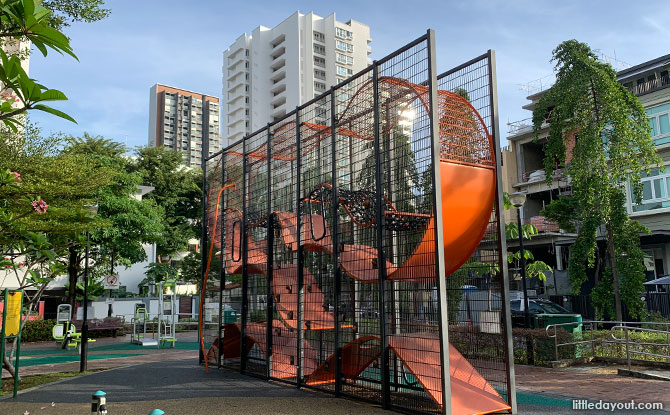 Cambridge Park Wallhola Vertical Playground