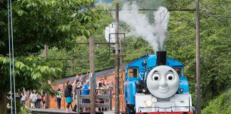 Thomas The Tank Engine Fans In Japan Get To Spend A Day Out With The Little Blue Locomotive