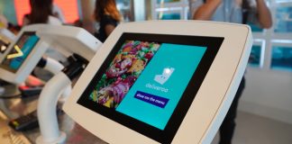 02-deliveroo-food-market