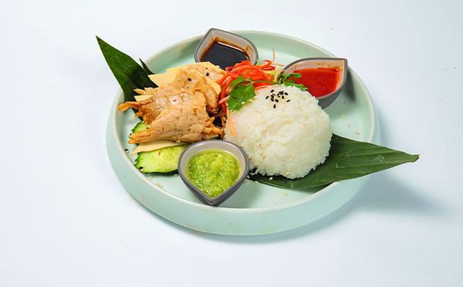 Green Common Hainanese Trick’en Rice