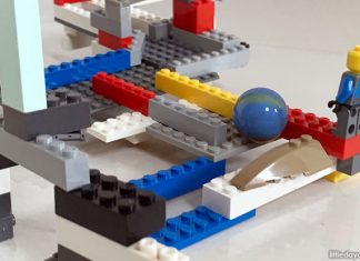 How To Build A LEGO Marble Rollercoaster How to Build A LEGO Marble Rollercoaster