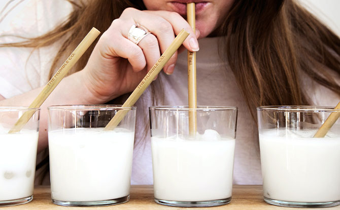 02-non-dairy-milk A Quick Guide To Non-Dairy Milk Alternatives: Almond, Soy, Oat And More