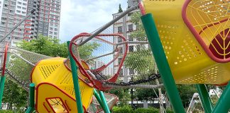 Senja Woods: Treehouse Playground At The Neighbourhood Park