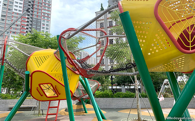 Senja Woods: Treehouse Playground At The Neighbourhood Park