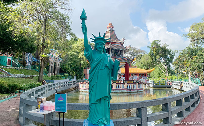 Statue of Liberty in Singapore