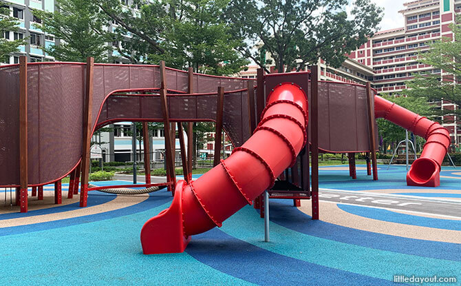 Taman Jurong Park & Playground: Active Play For All Ages Play Curl at Taman Jurong