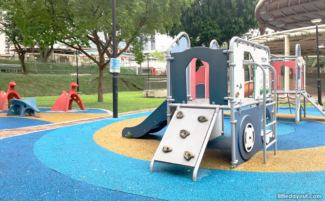 Old School Animal Playground At Toa Payoh Lorong 7 Park