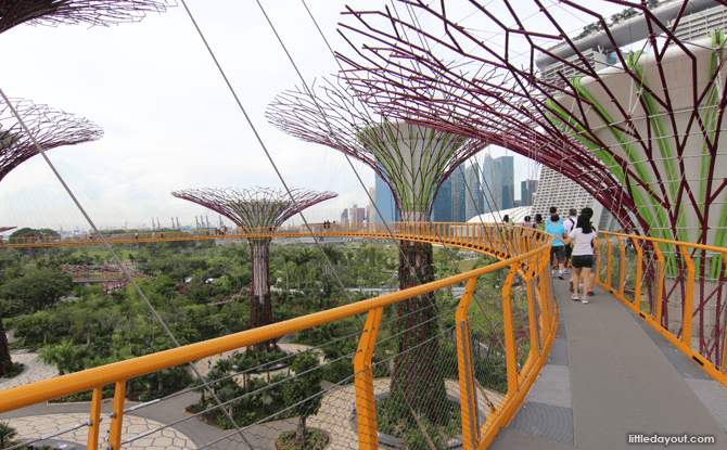 OCBC Skywalk