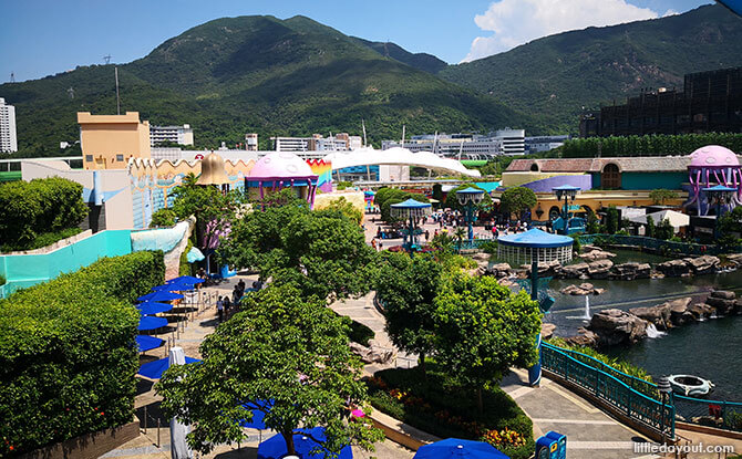 Arriving at Hong Kong Ocean Park