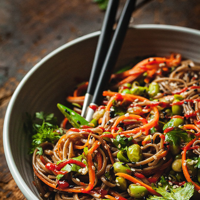 Soba Noodles with Edamame and Seaweed - Healthy Snacks for school