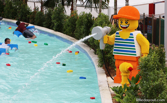 World’s Largest LEGOLAND Water Park Opens in Malaysia 03-lego