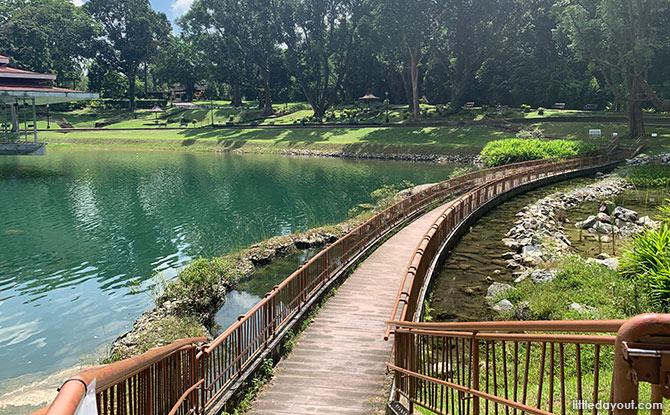 Water path at MacRitchie