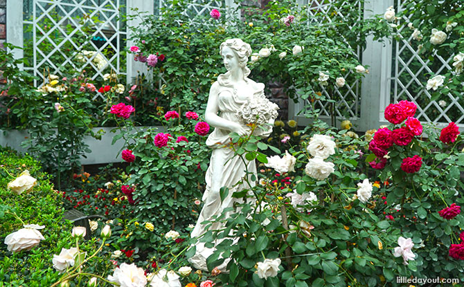 A European Garden - Rose Romance, Gardens by the Bay