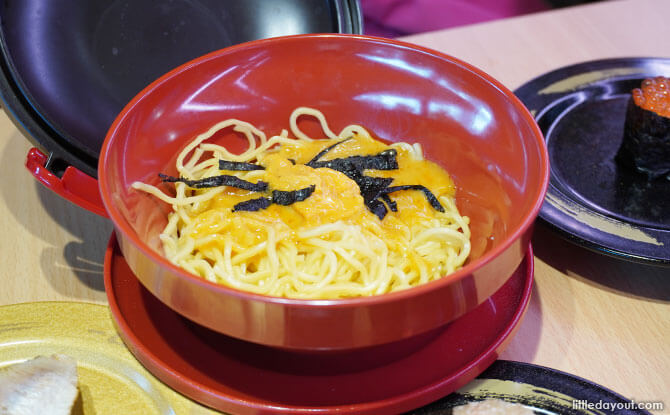 Tucking in to Uni Ramen