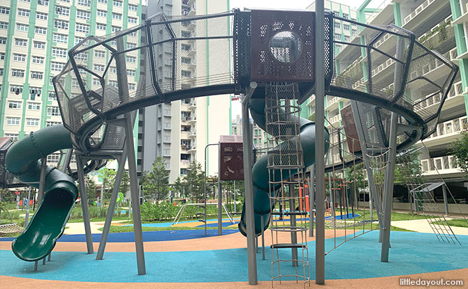 Tampines Green Foliage Playground: Elevated Huts and Winding Bridges