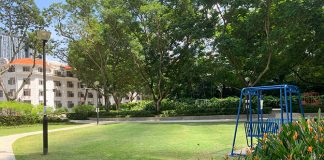 Telok Ayer Park at Telok Ayer Street