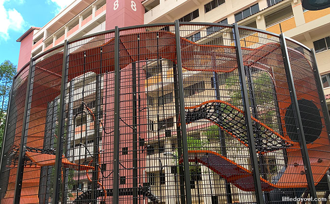 Blk 721, Jurong West Avenue 5 Wallhola Vertical Playground