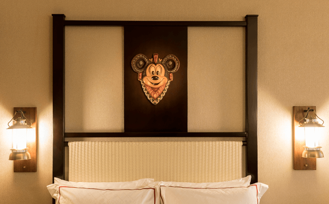 Hotel Room, Hong Kong Disneyland Resort