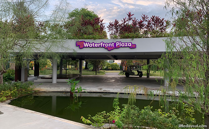 Waterfront Plaza, Gardens by the Bay