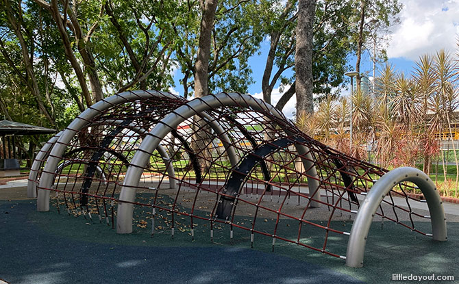 Climbing Net Structures at Bishan Street 13